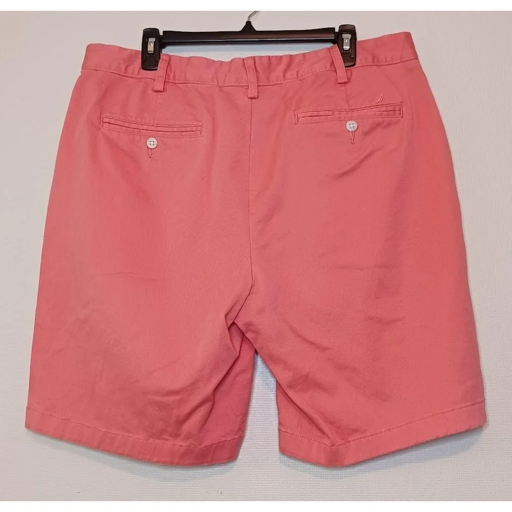 Nautica Deck Shorts Men's 36W Salmon Classic Fit Chino Flat Front‎